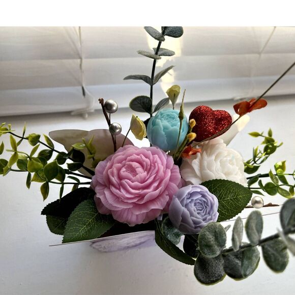 Handmade Goat's Milk Soap Flower Bouquet/Birthday/Mother’s Day/Easter/Spring - Picture 1 of 5